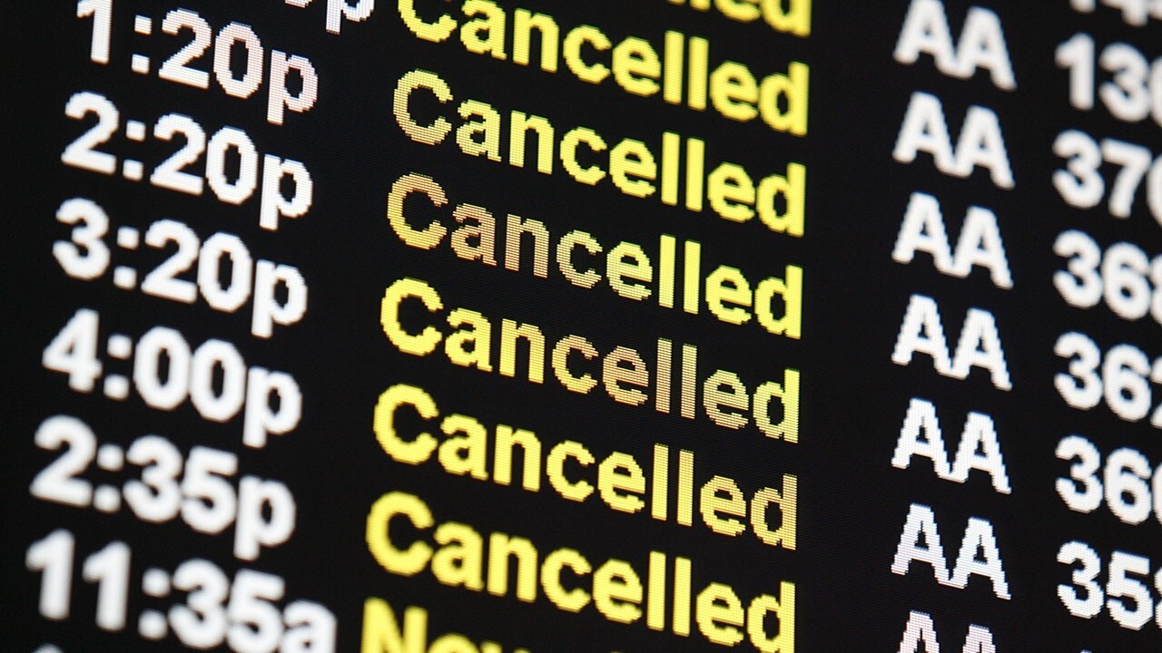 Airport cancelled flights